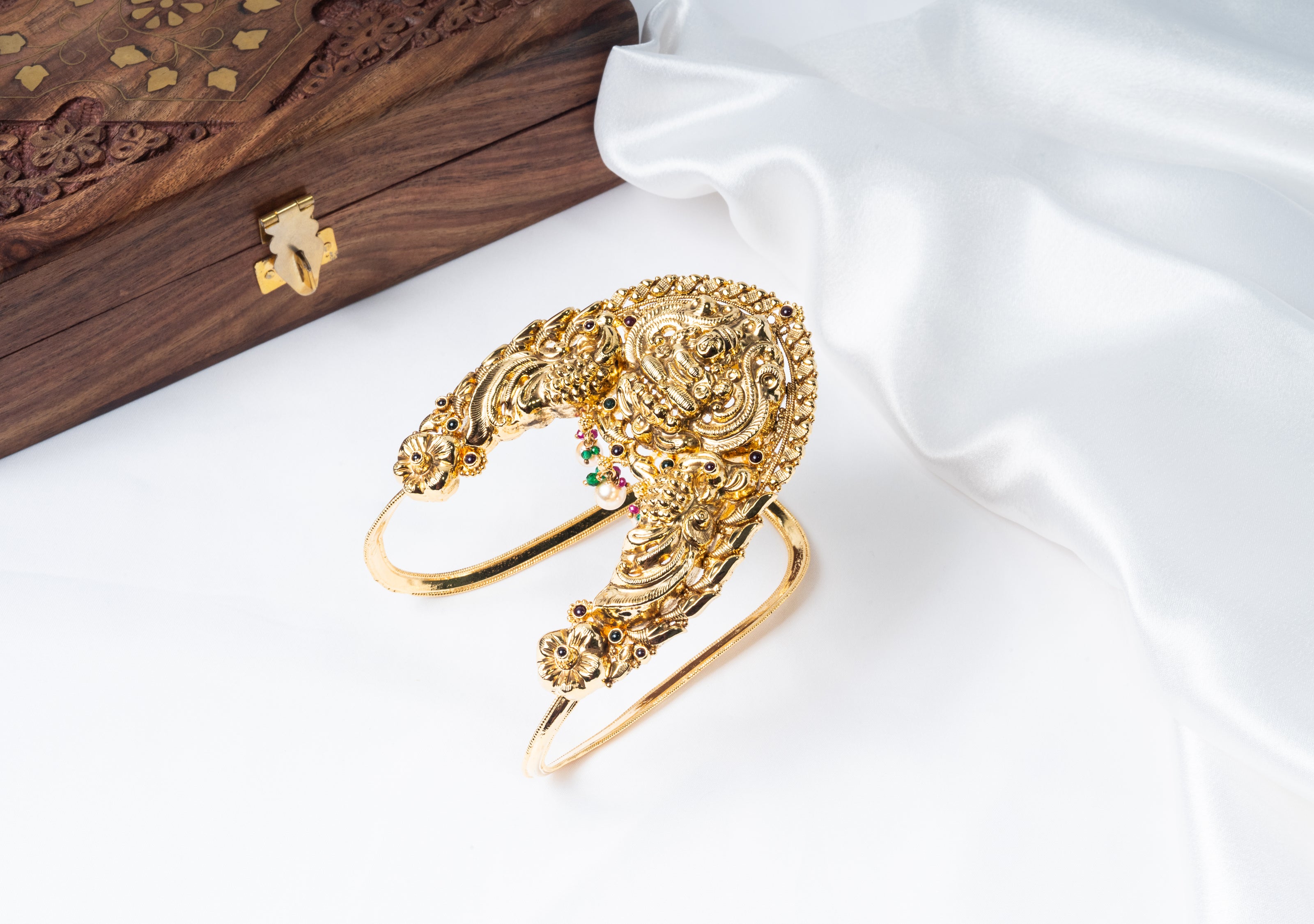 Lakshmi Peacock Gold-Plated 925 Silver Temple Vanki Armlet