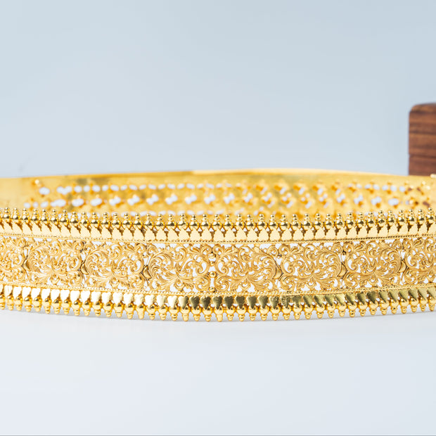 Classic Gold-Plated Filigree Bridal Waist Belt with Intricate Floral Design