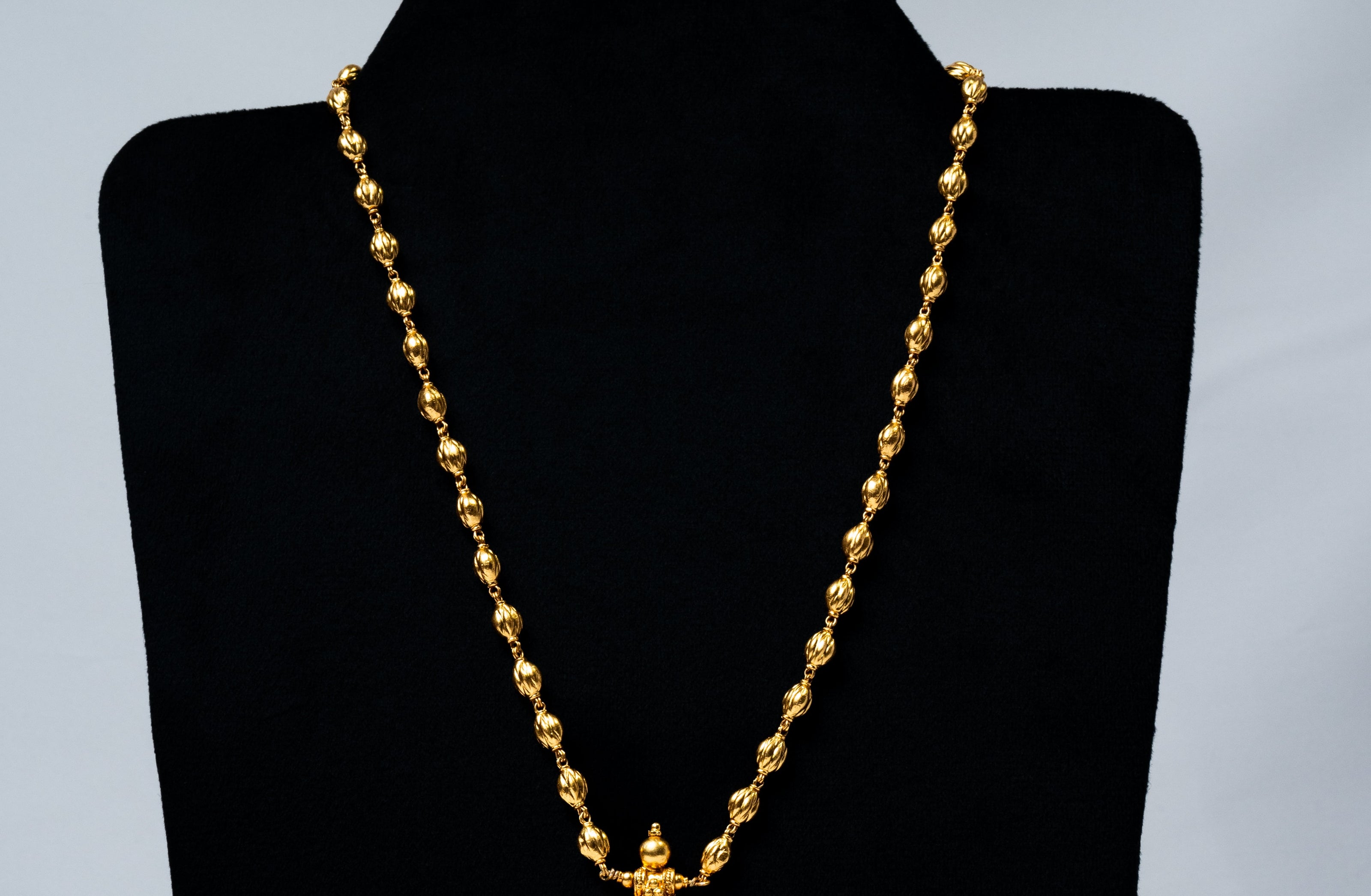 Antique Gold-Plated 925 Silver Long Necklace with Round Kundan Pendant