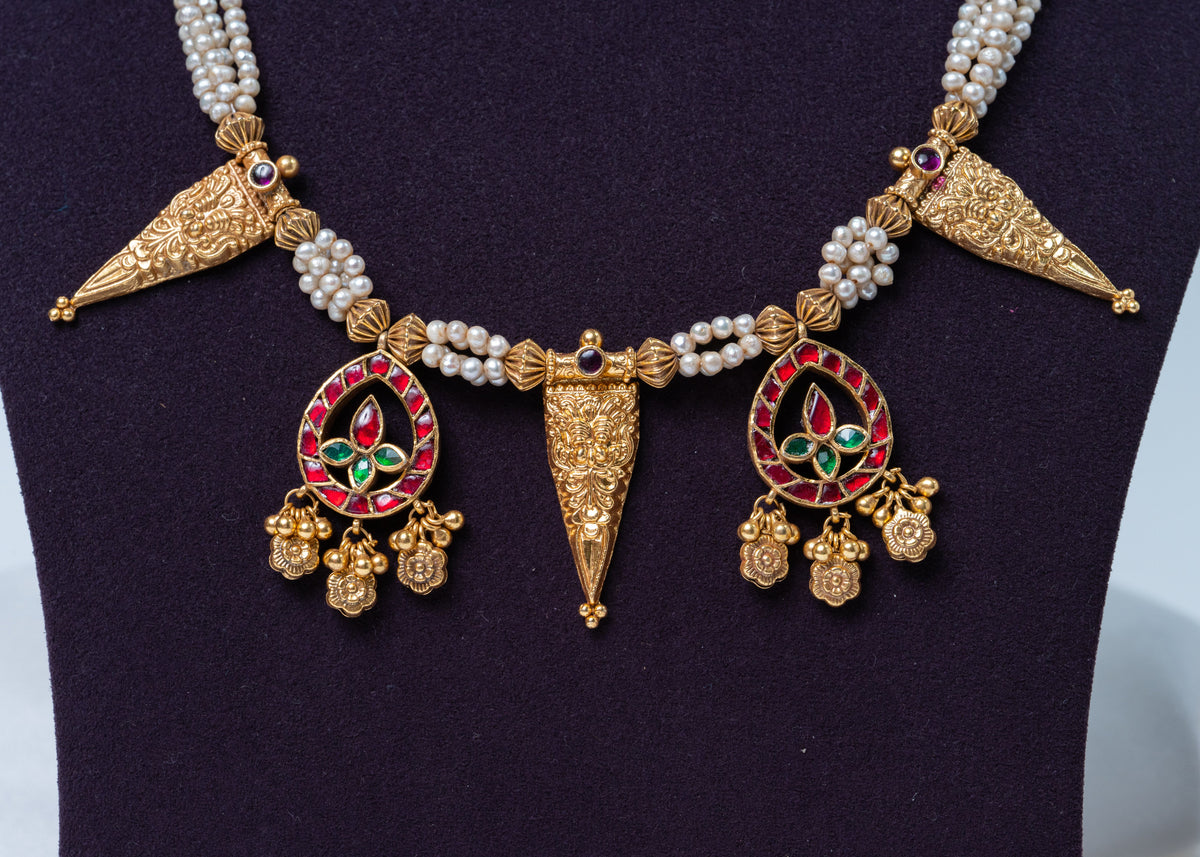 Royal Pearl & Kemp Stone Antique Gold 925 Silver Necklace