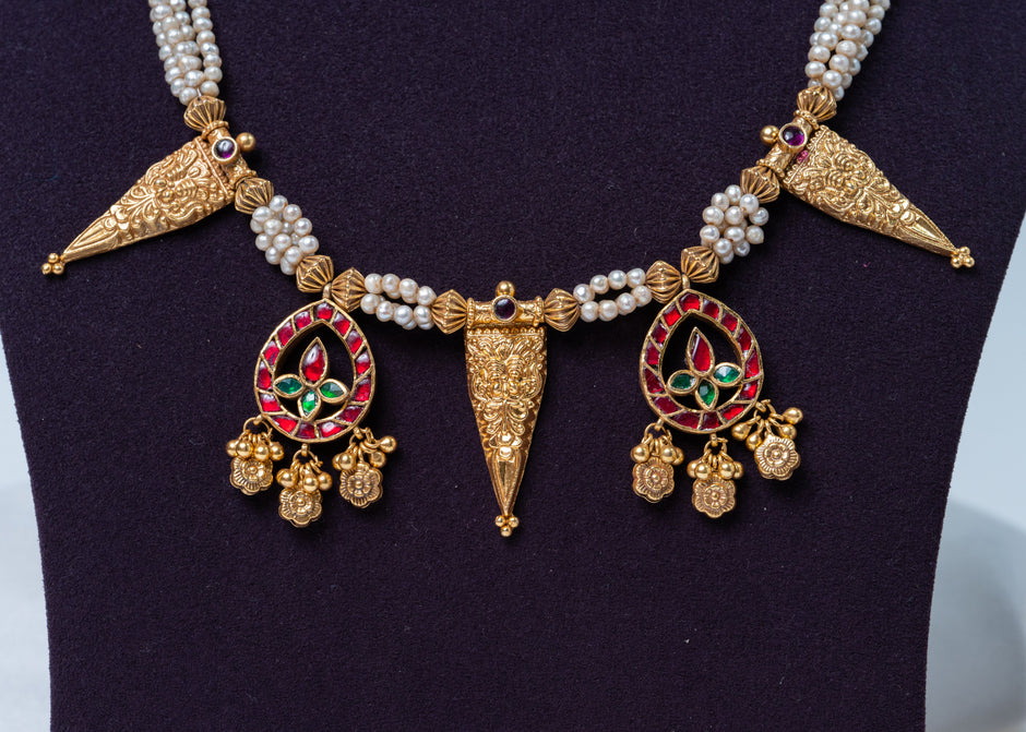 Royal Pearl & Kemp Stone Antique Gold 925 Silver Necklace