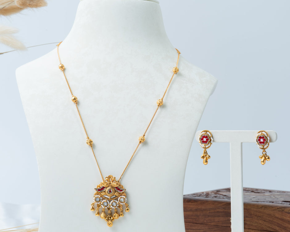Royal Ruby Pearl Drop Gold-Plated 925 Silver Pendant Necklace & Earrings Set