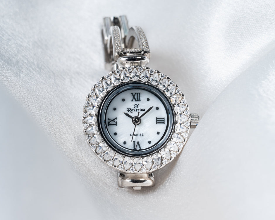 925 Silver Crystal Halo Women’s Watch with Elegant Bracelet Strap