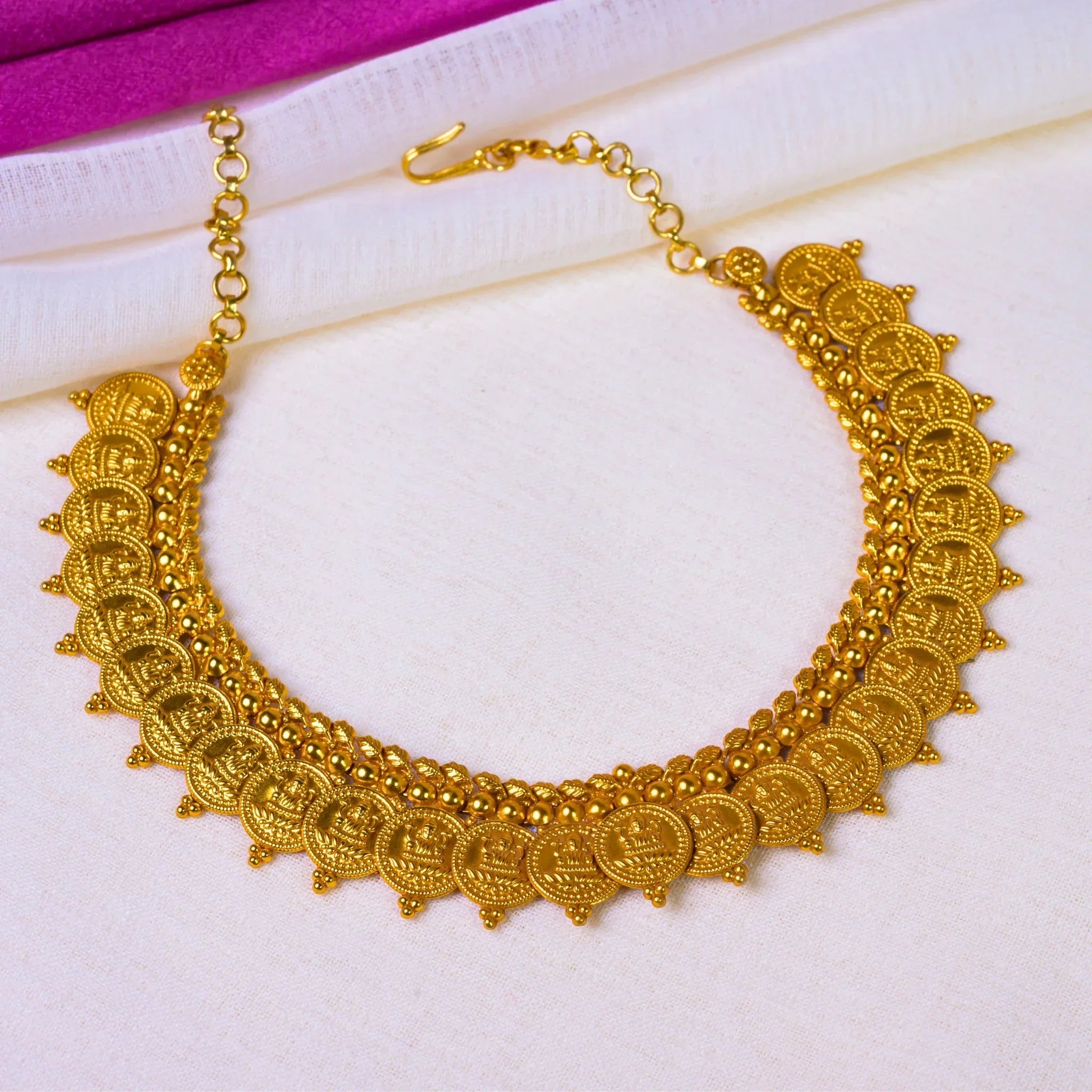 Coin GP Choker - Varenya Galleria