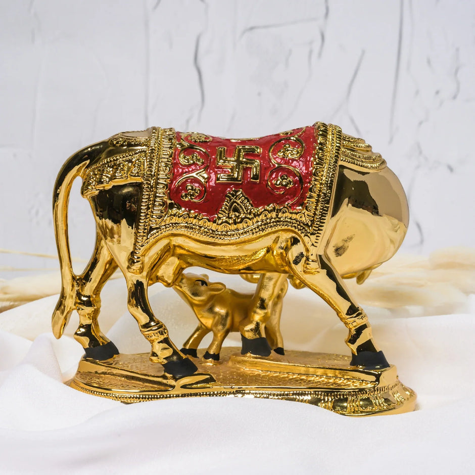 Cow calf om 5290 Gold (L) - Varenya Galleria