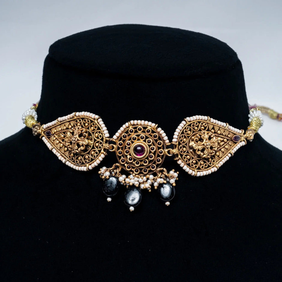 925 Premium Silver EW Dual Leaf Choker Necklace