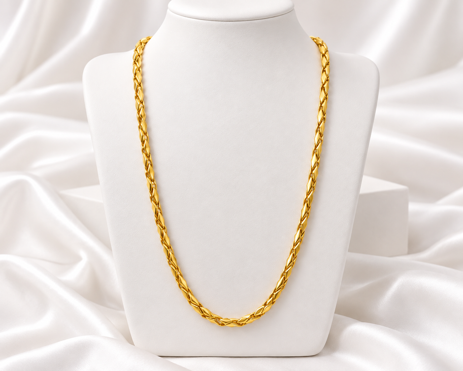 Gold Tone Diamond-Shaped Link Chain Necklace