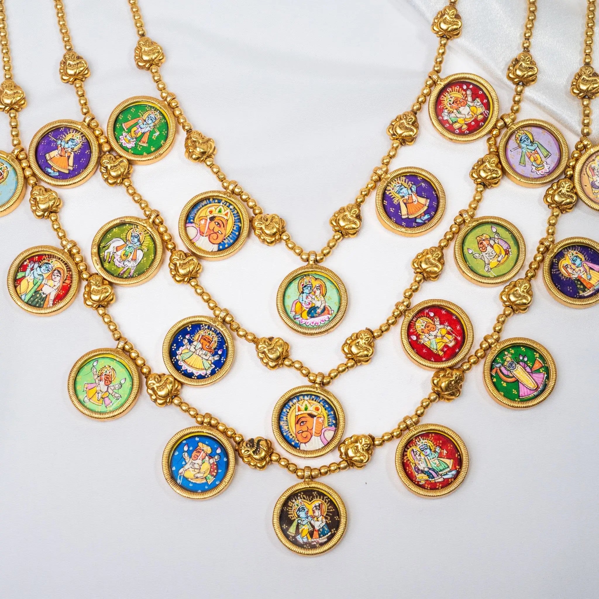 Ganapathi Paint Circles Necklace in 925 Premium Silver Jewelry