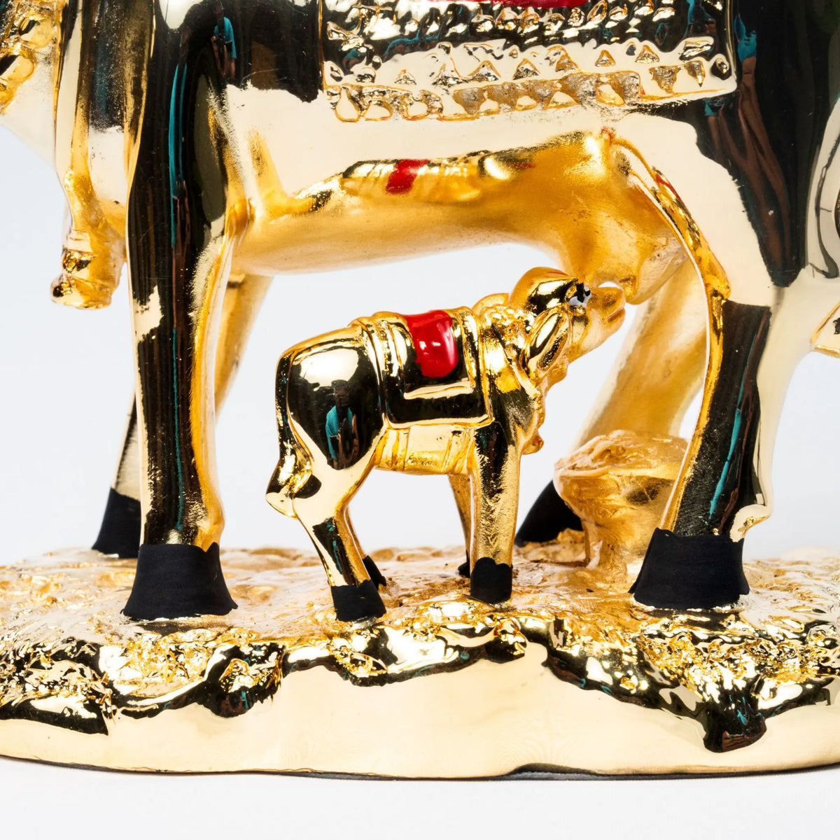 925 Premium Silver Gold Matte Cow with Calf Medium Idol