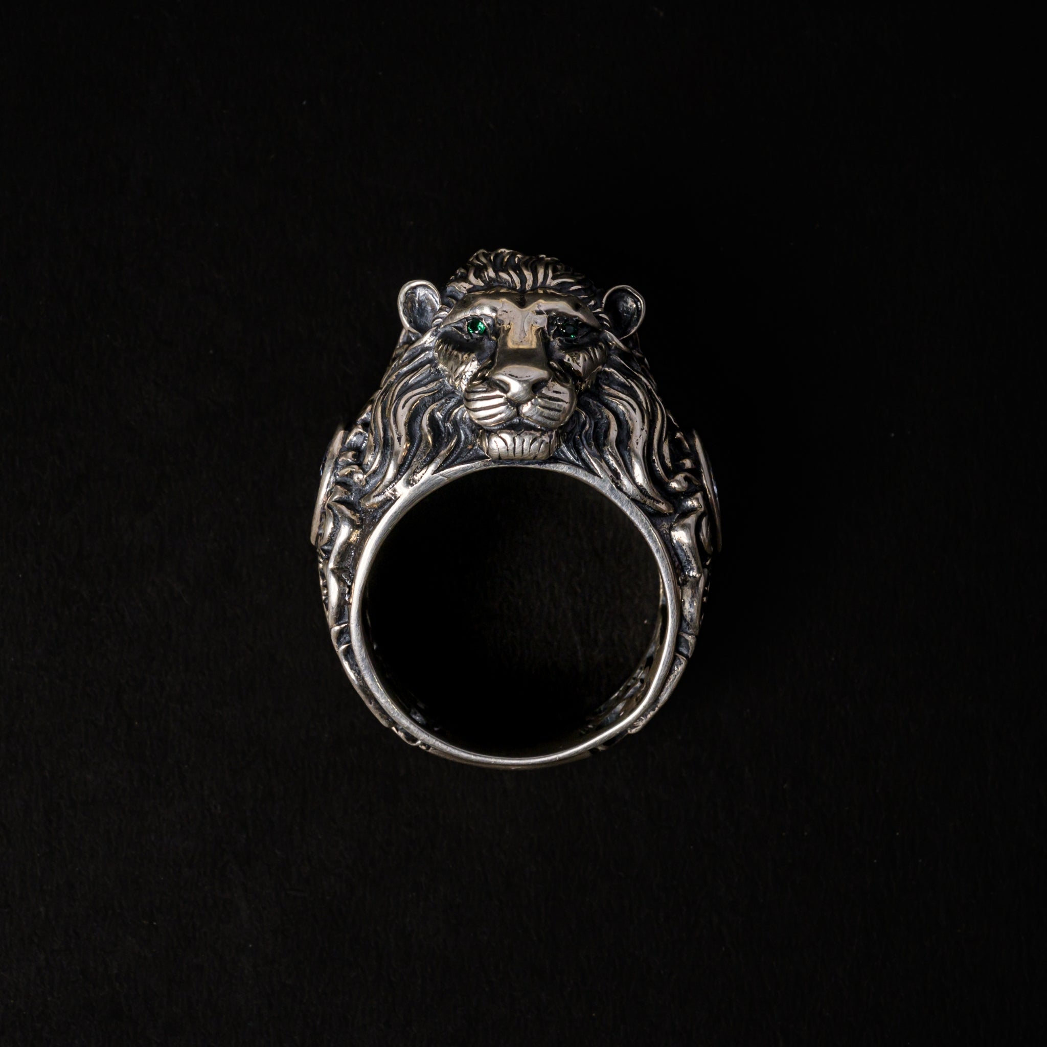 Green Eye Lion Ring