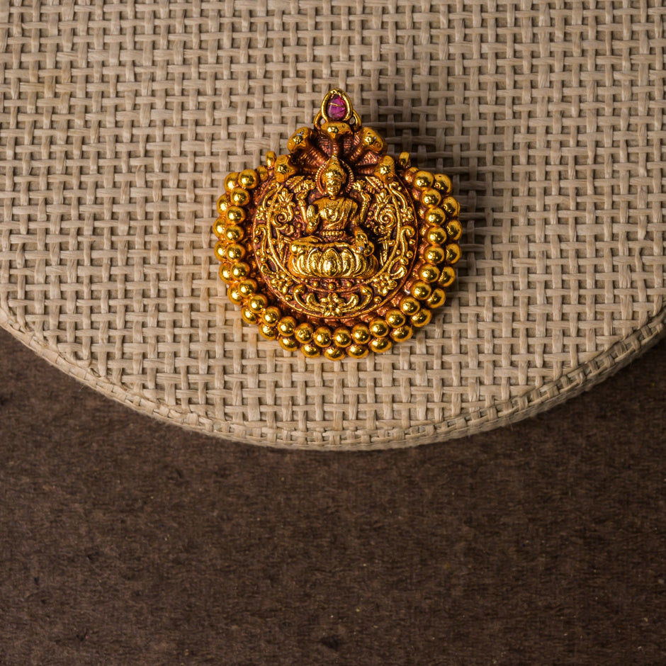 Lakshmi Nag Pndt Set