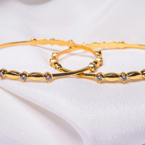 MOARSE NEAT - Varenya Galleria