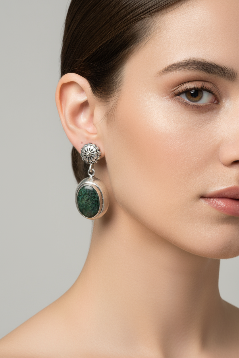 Mosiac Oval Stone[Hangings]