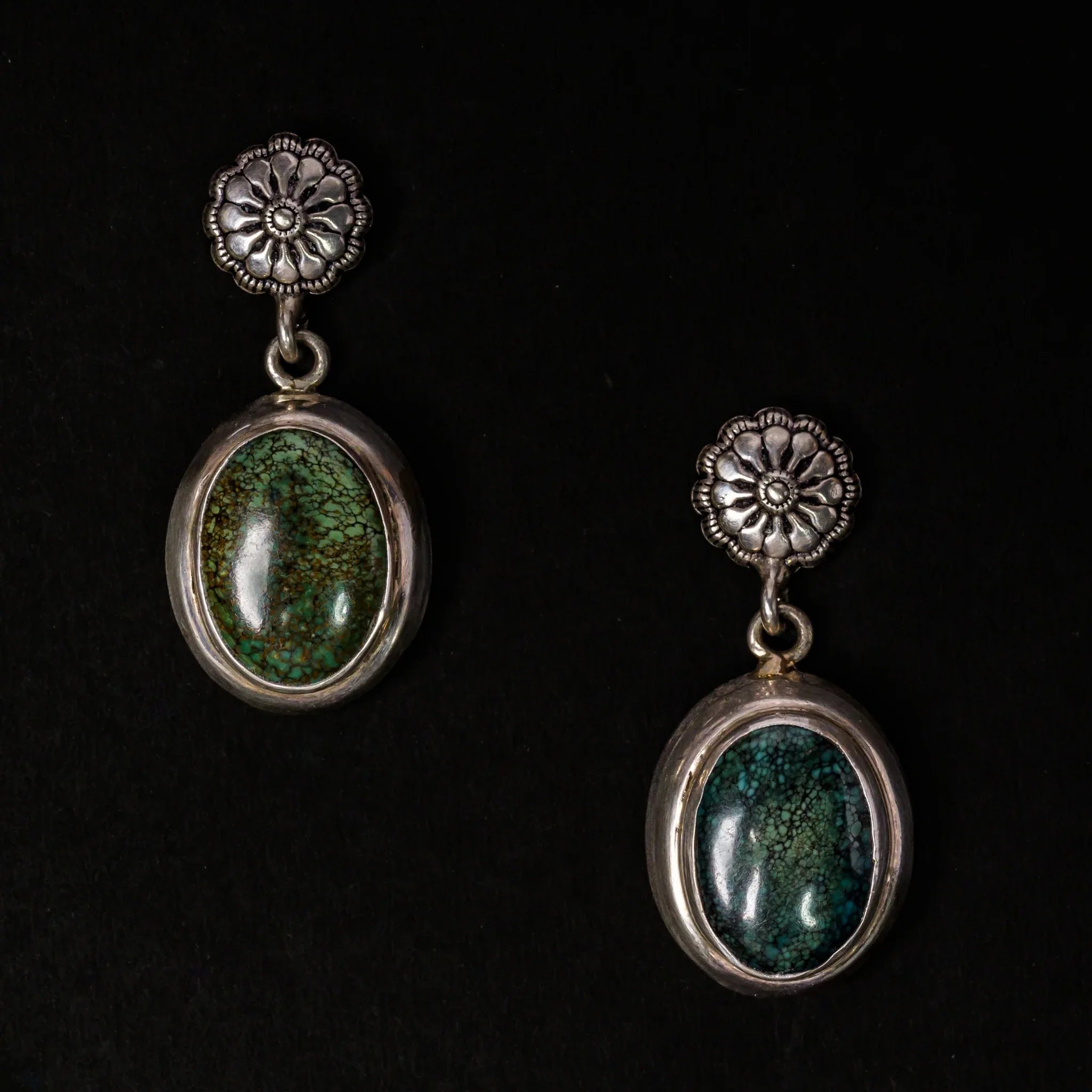Mosiac Oval Stone - Varenya Galleria