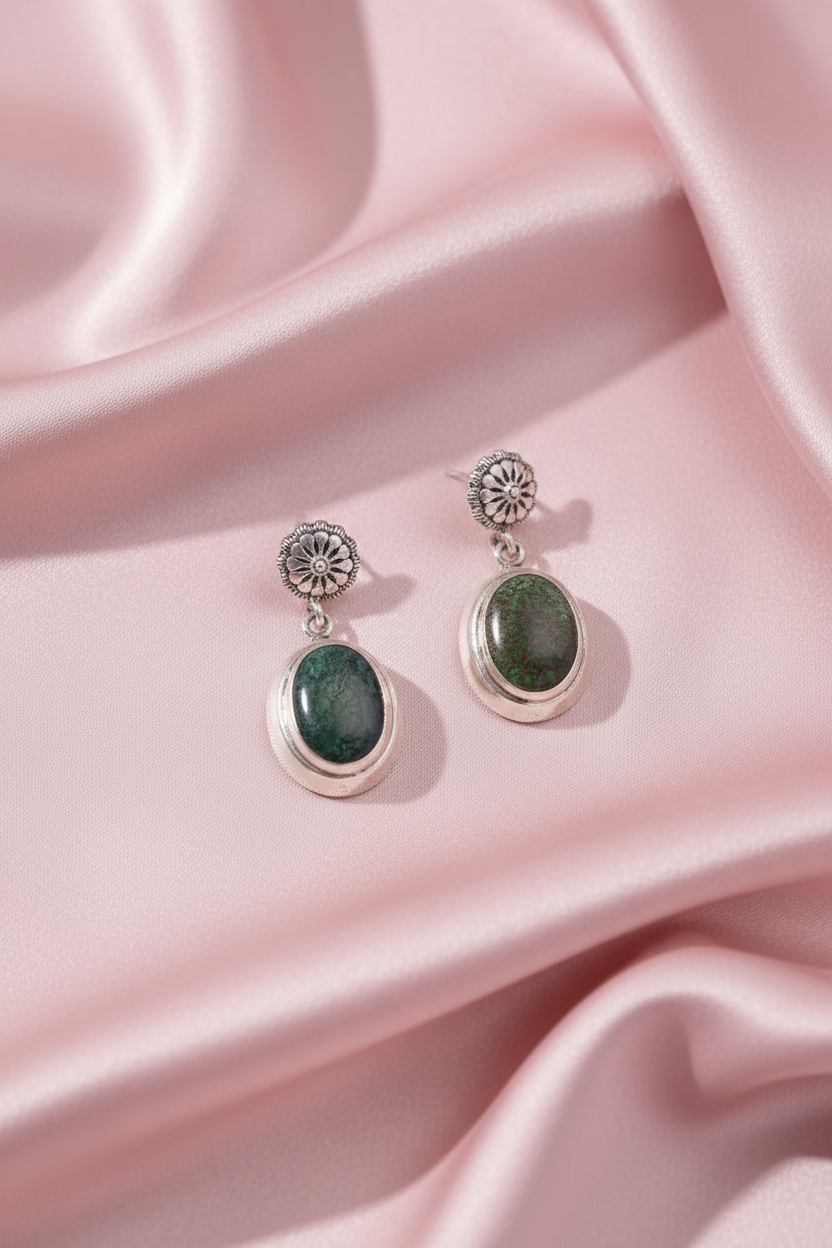 Mosiac Oval Stone[Hangings]