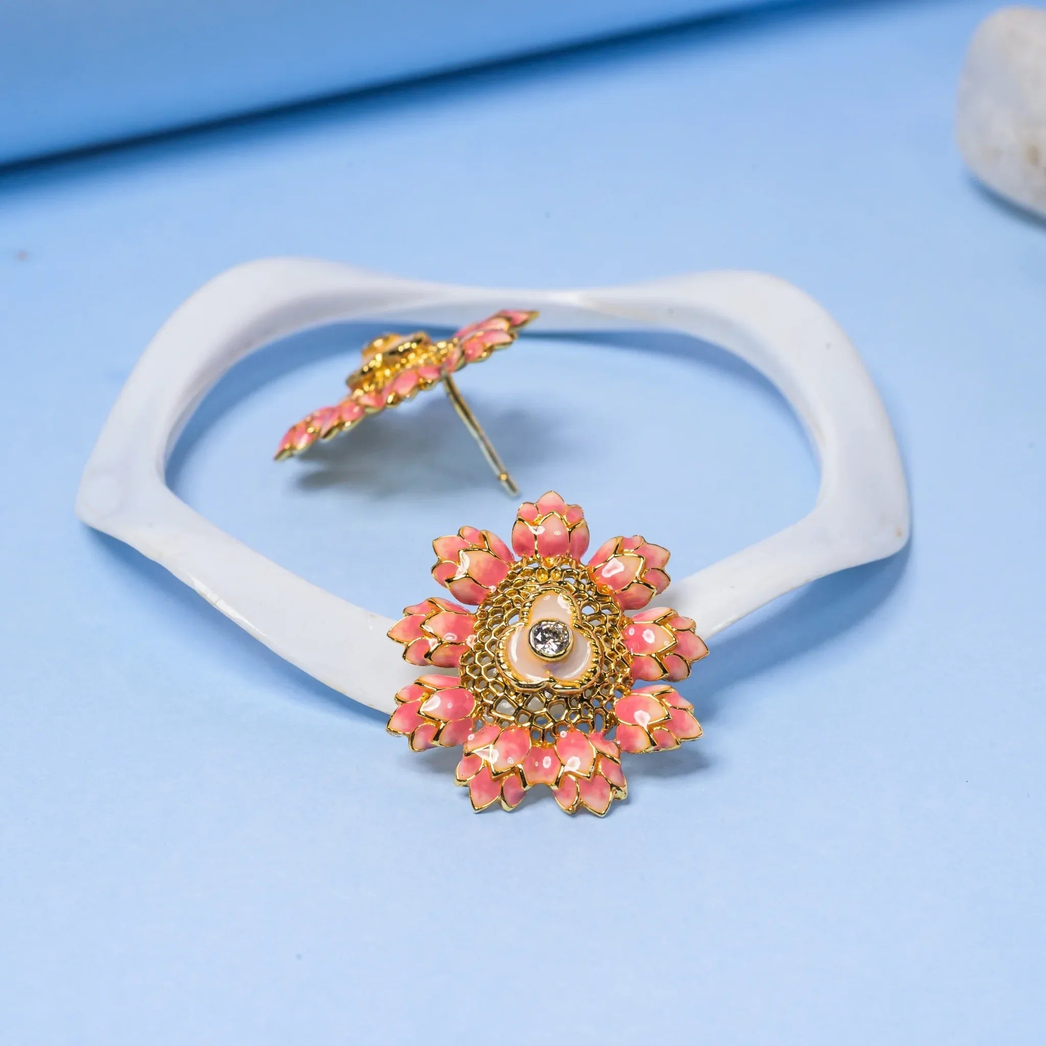 Peachflr EP - Varenya Galleria