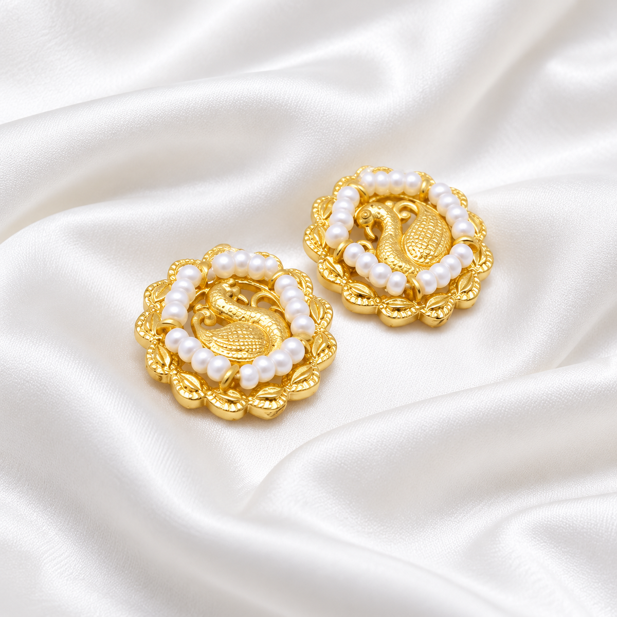 Royal Swan Pearl 925 Silver Gold Polished Traditional Stud Earrings