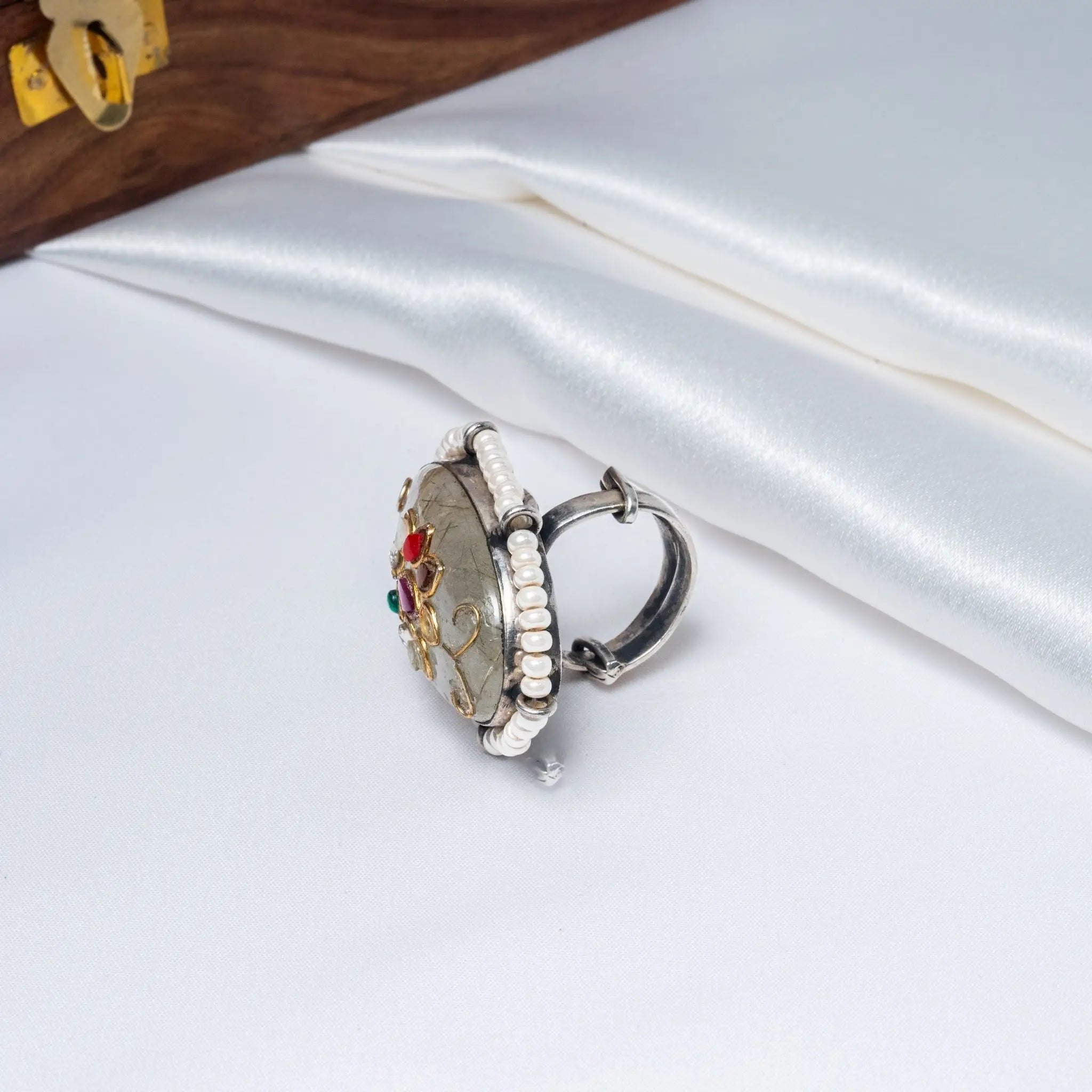 925 Premium Pearl Oval Stone Silver Ring