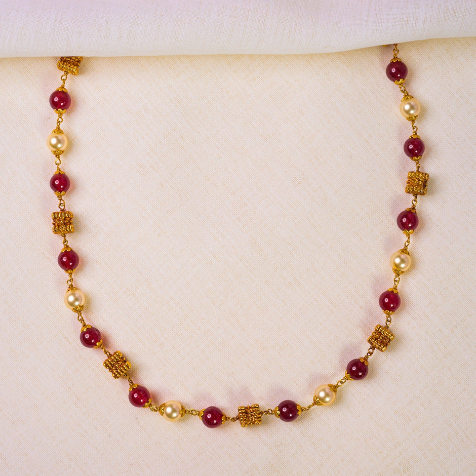 Ruby pearl gold singline