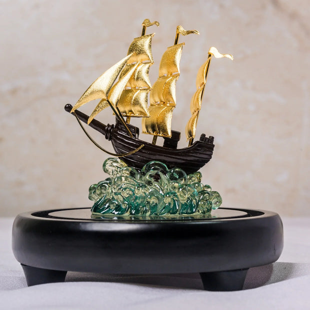 WN small blue horizon sail boat - Varenya Galleria