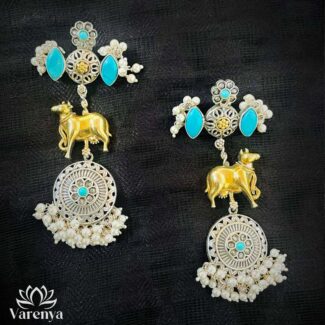 Varenya-Galleria-silver-earring-surabhi-dual-tone-blue